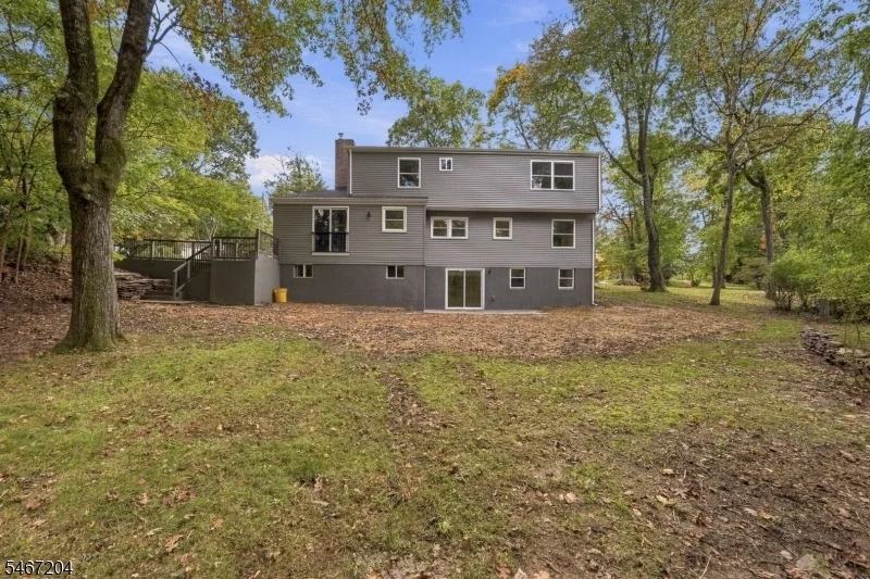 Photo of 22 Forest Ln