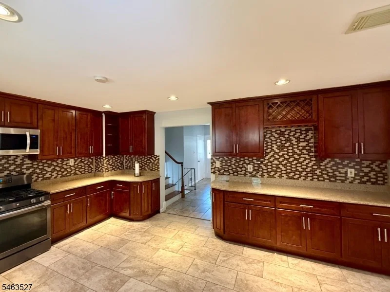 Photo of 44 Drake Rd