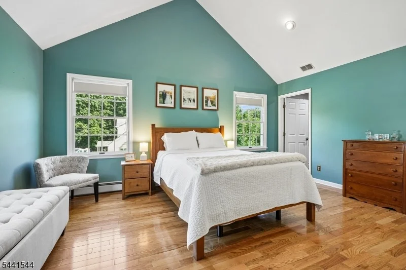 Photo of 26 Longview Ave