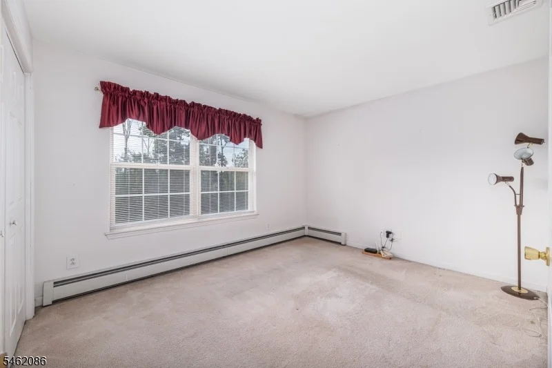 Photo of 17 Bailey Dr