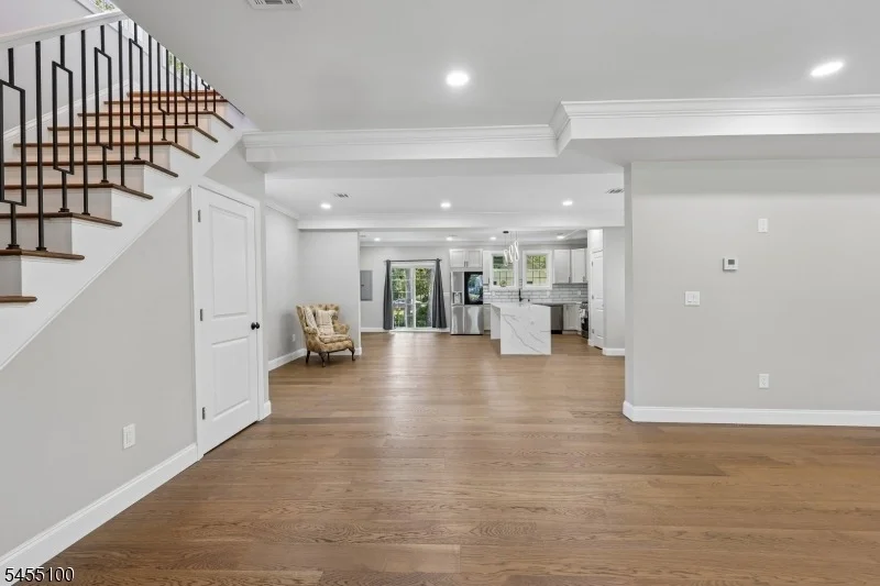 Photo of 34 Gates Ave