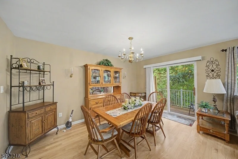 Photo of 42 HICKORY WAY