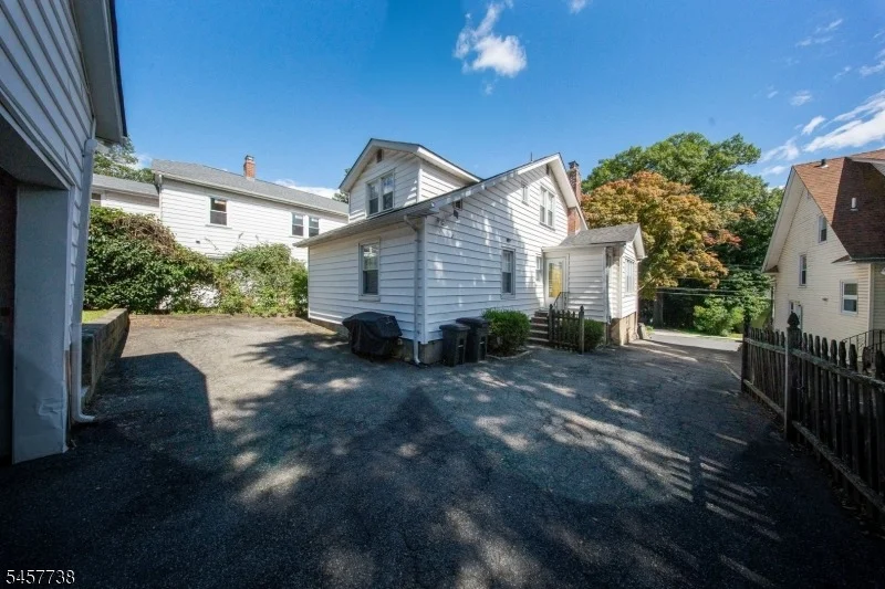 Photo of 13 Valley Way