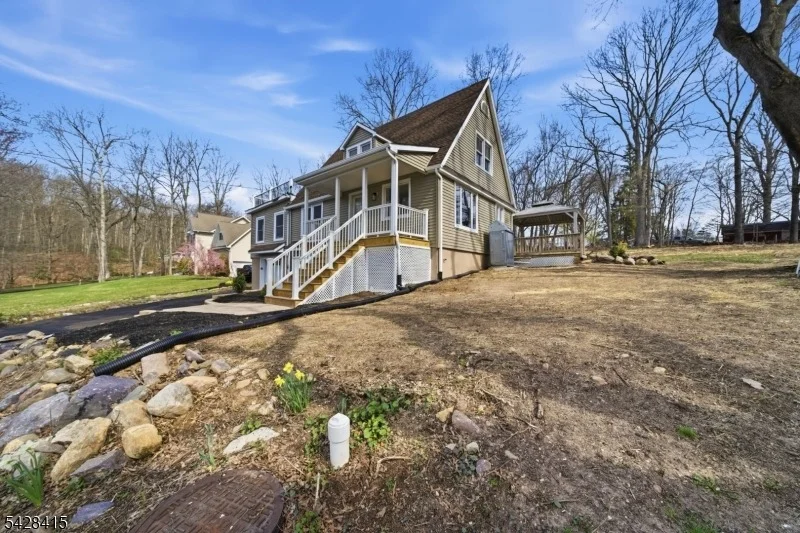 Photo of 4 Hillside Rd