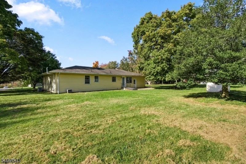 Photo of 3 Meadow Brook Rd