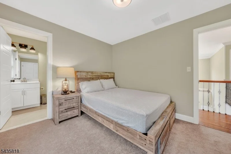 Photo of 74 Haggerty Dr