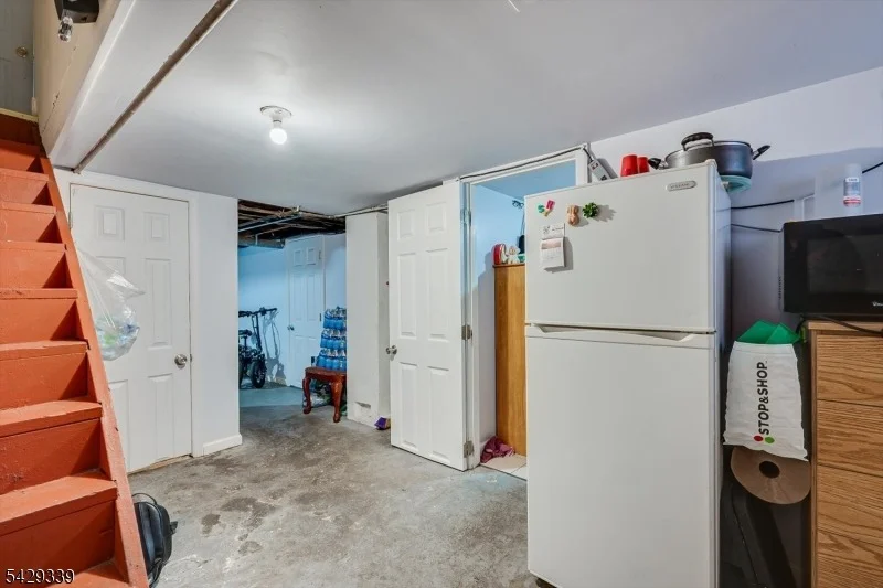 Photo of 31 Romney Rd