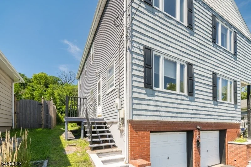 Photo of 30 Clark St