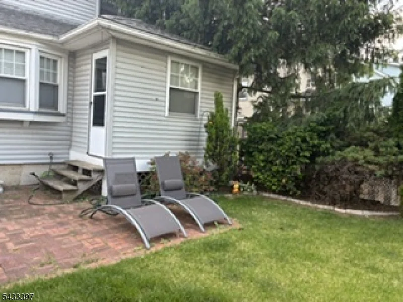 Photo of 218 Newark Ave
