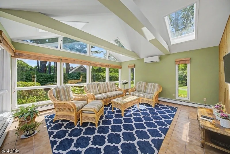 Photo of 28 Lyonsville Rd