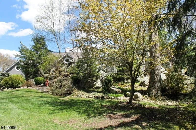 Photo of 9 Cox Ln