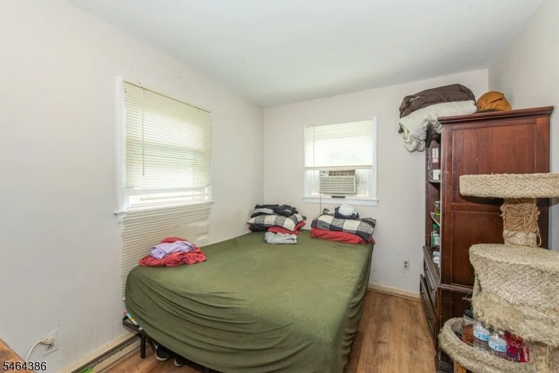 Photo of 4 Gilbert Dr
