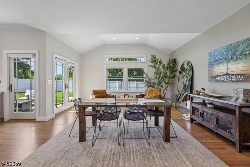 Photo of 231 Mountain Ave