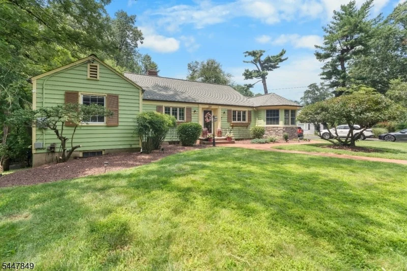Photo of 950 Belvidere