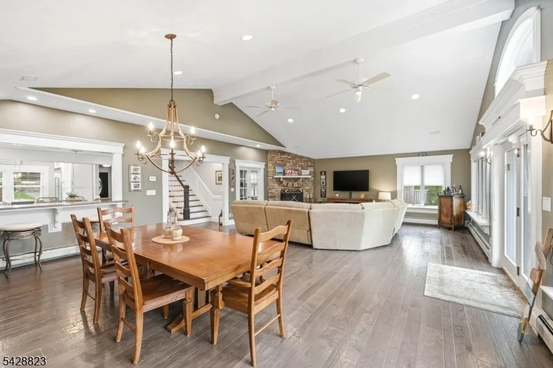 Photo of 206 Long Pond Rd