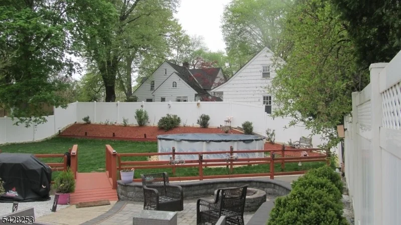 Photo of 815 Mountain Ave