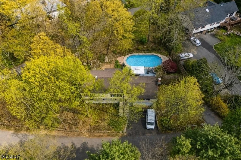 Photo of 33 Brooksyde Ave
