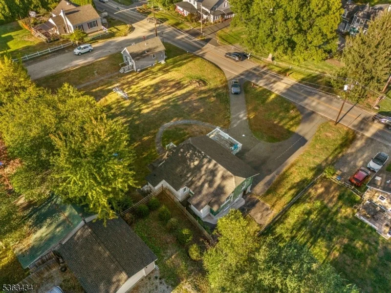 Photo of 7 River Rd