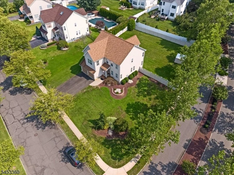 Photo of 23 Crescent Rd