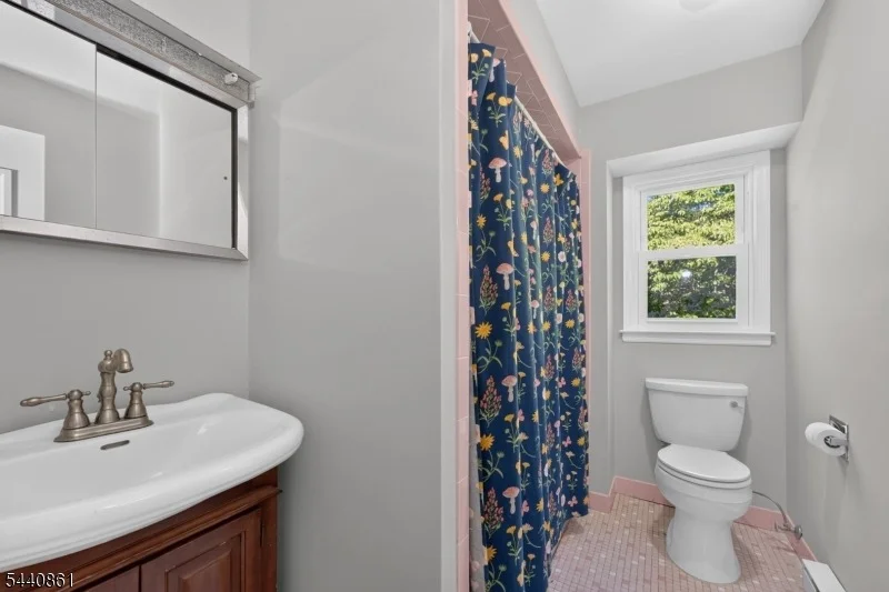 Photo of 501 Hamilton Dr