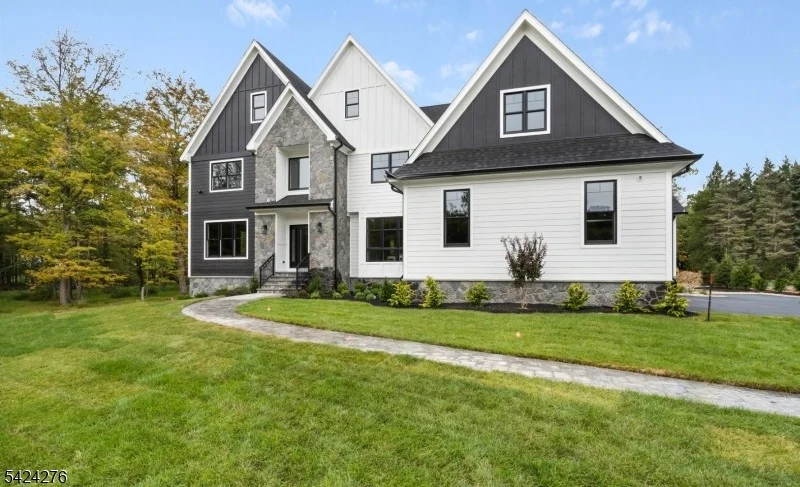 Photo of 3 Brookside Dr