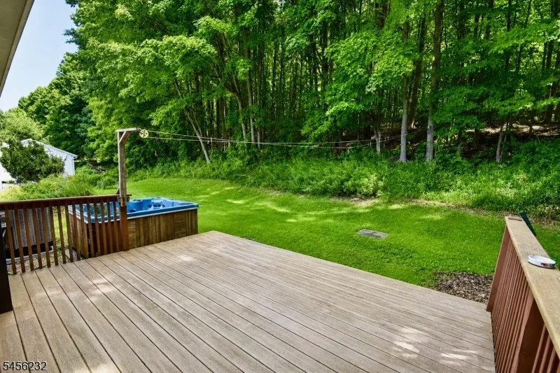 Photo of 131 Munsonhurst Rd