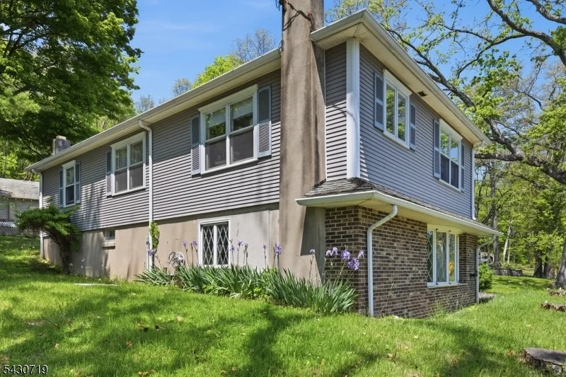Photo of 63 Millbrook Rd