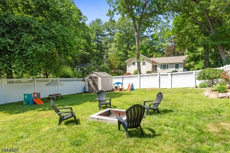 Photo of 561 Rogers Dr