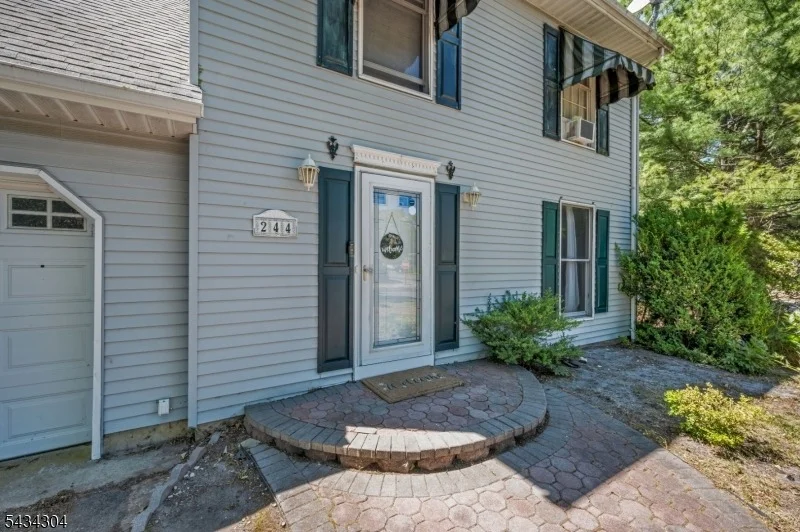 Photo of 244 Juniper Ln