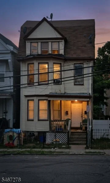 Photo of 94 Peabody Pl