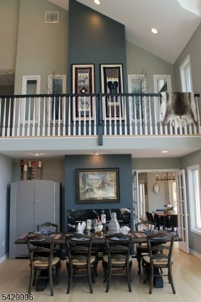 Photo of 9 Cox Ln