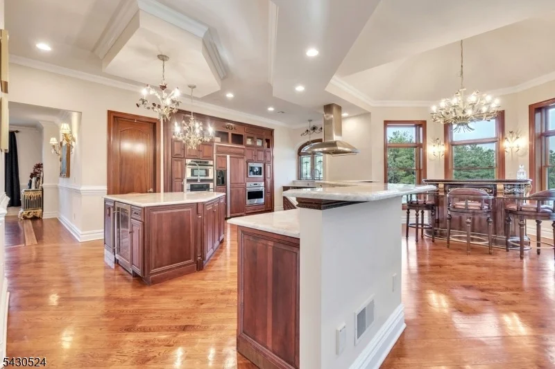 Photo of 37 Robbins Rd