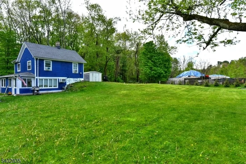 Photo of 42 Kanouse Rd