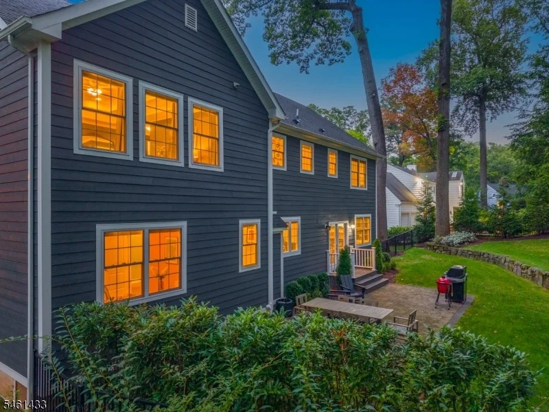 Photo of 1445 Deer Path