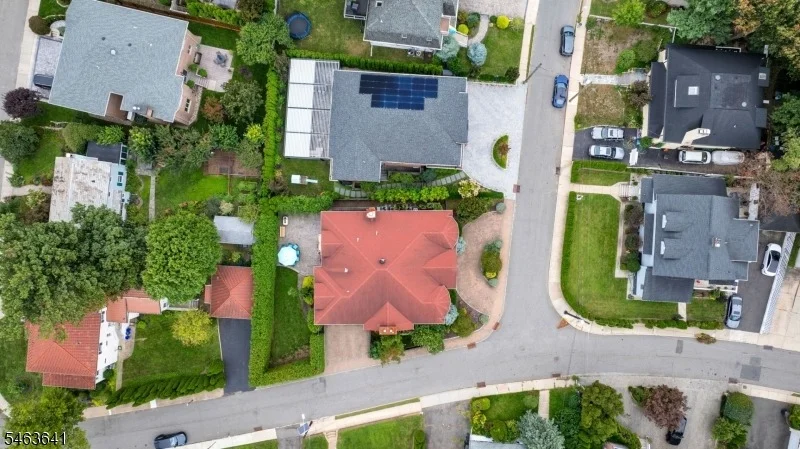Photo of 1088 Dearborn Rd