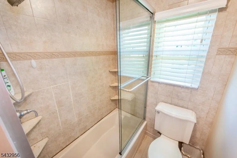 Photo of 3 Knoll Rd