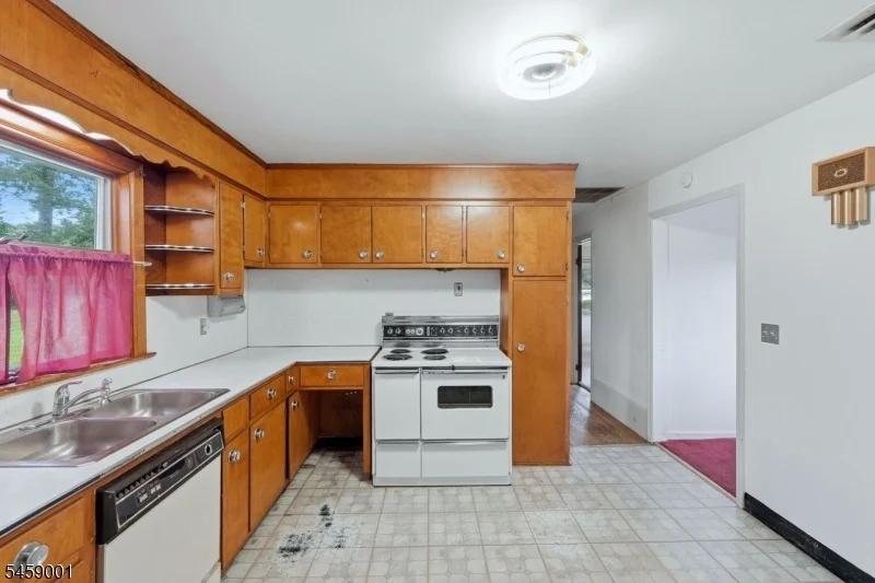 Photo of 23 Glendale Dr