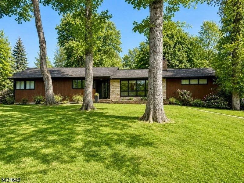 Photo of 5 Oak Lane