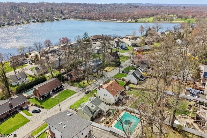 Photo of 59 Oakwood Dr