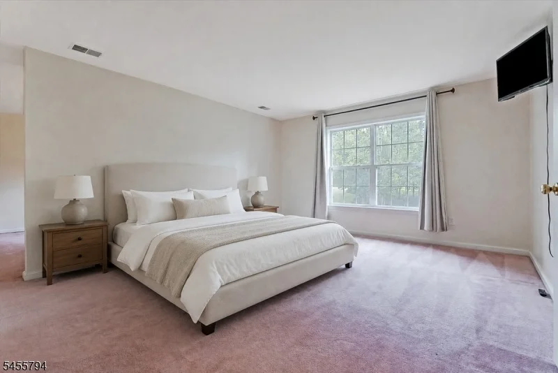Photo of 15 Dana Dr