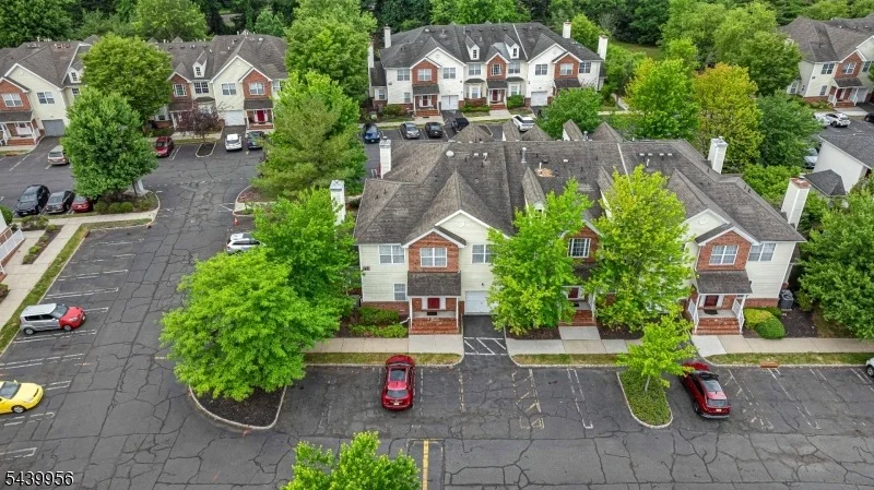 Photo of 252 Moonlight Dr