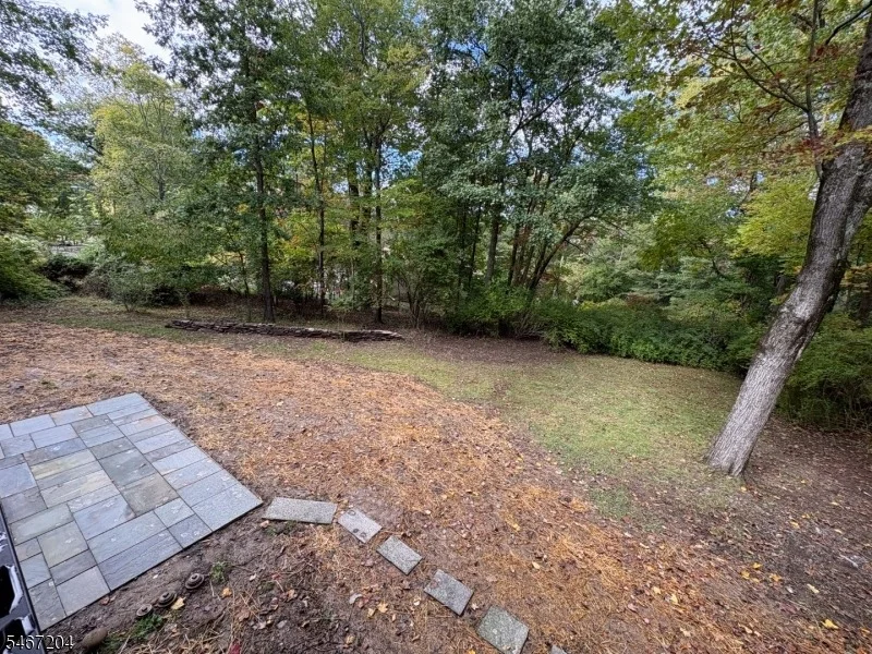 Photo of 22 Forest Ln