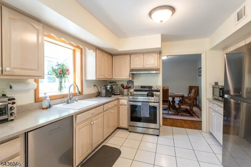 Photo of 280 Farmer Rd