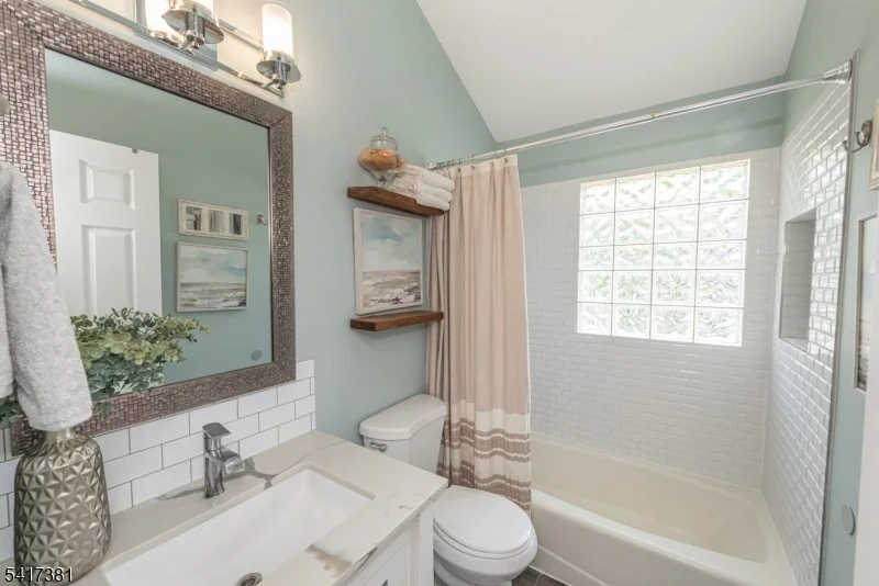 Photo of 145 Elm St