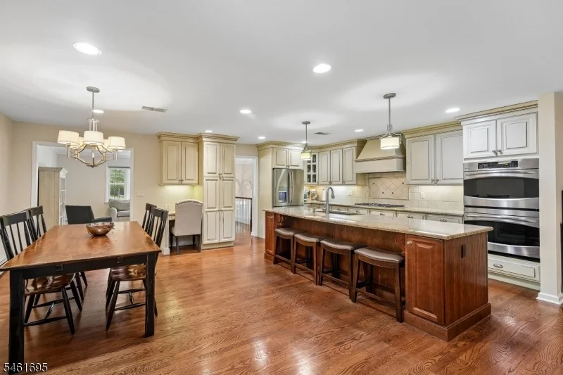Photo of 302 Woods End Rd