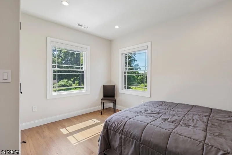 Photo of 231 Mountain Ave