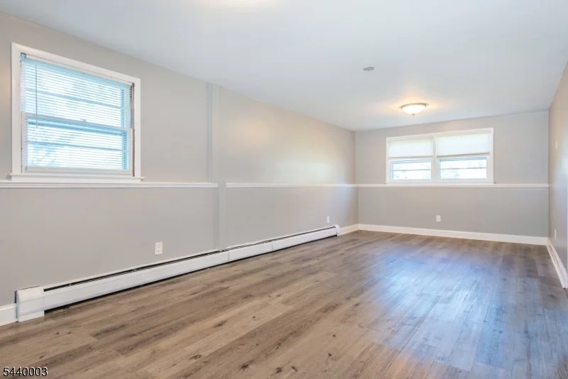 Photo of 8 Kennedy Dr