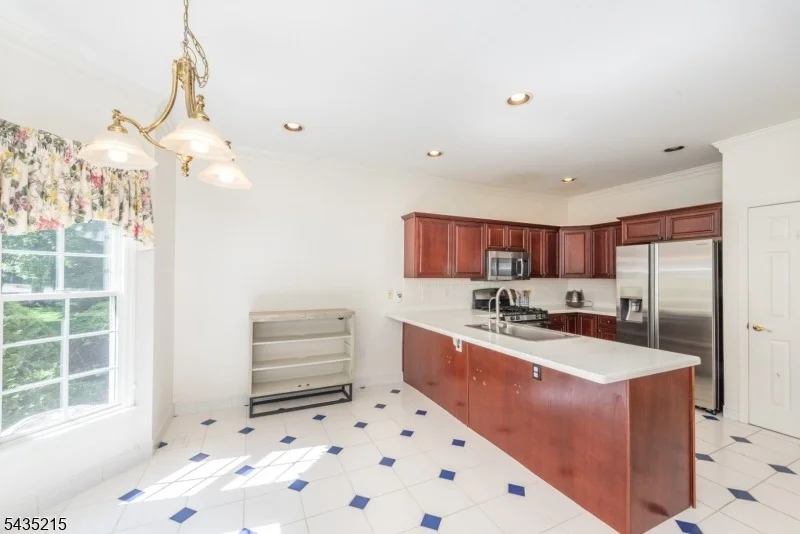 Photo of 10 Ebersbach Ln