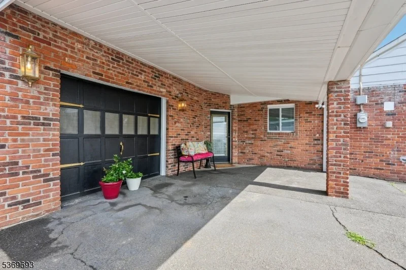 Photo of 20 Leonard Ter