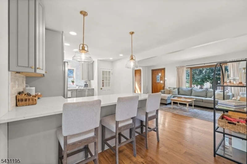 Photo of 28 Mountain Ave